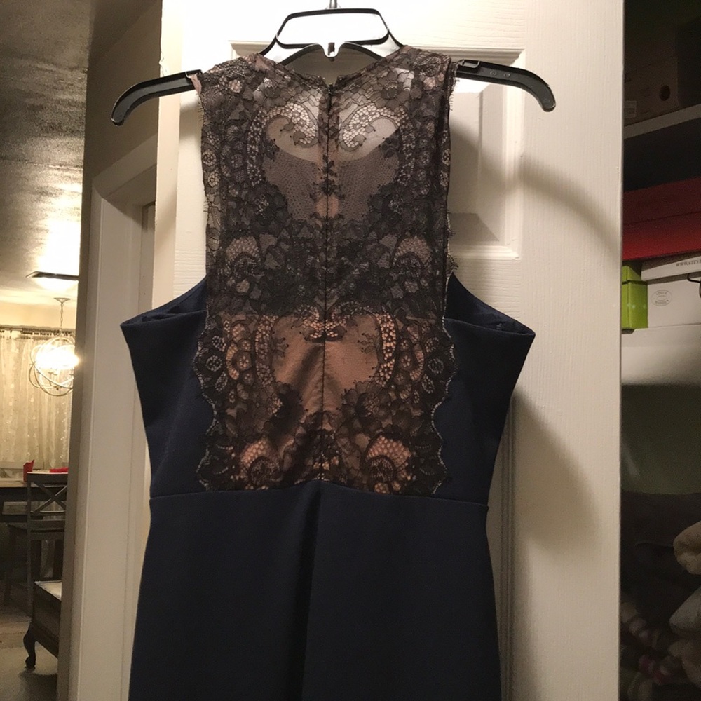 Dress - Picture 4 of 5